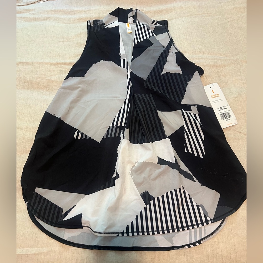NWT Lucy Transcend Sleeveless Top-Multi Collage Tares Print, size L